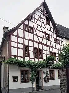 Nikolausstraße 716. Jahrhundert, Ständerbau