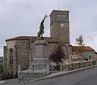 Opferstein und Kirche Saint-Georges