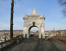 Ehmsendenkmal („Flüsterhäuschen“)