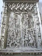 Astwerk im Gesprenge des Pappenheimer Altars im Dom zu Eichstätt aus Jura-Marmor