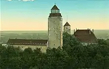 Bergfried auf einer Ansichtskarte von 1901, Standort 1944 und 1945