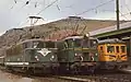 Französische BB 8500 neben spanischer Baureihe 1000 und RENFE-Triebwagen Baureihe 438 in Latour-de-Carol - Enveitg (1985)