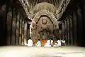 Ellora, Stupa und Buddha in Höhle 10
