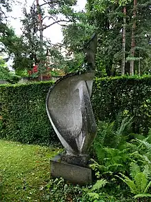 Grabstein von Raoul Ratnowsky (1912–1999) für Emil Anderegg (1903–1967) und Nora Anderegg-Ratnowsky (1908–2000). Friedhof Feldli, St. Gallen