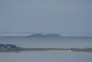 Erkna fyr von der Insel Vigra aus gesehen