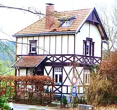Villa auf Köpfchen