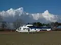 Ein Hubschrauber der Flugbereitschaft für besonderen Flugbetrieb