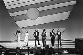Les Humphries Singers