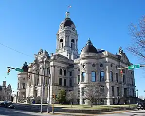 Old Vanderburgh County Courthouse, gelistet im NRHP Nr. 70000010