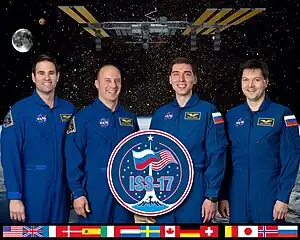 v. l. n. r. Greg Chamitoff, Garrett Reisman, Sergei Wolkow, Oleg Kononenko