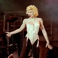 Michael Jackson und Madonna, bekannt als King bzw. Queen of Pop