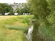 Renaturierter Uferbereich der Fösse in den hannoverschen Stadtteilen Davenstedt und Badenstedt