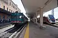 Züge im Bahn­hof Sassari