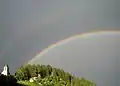 Kirche St. Remigius mit Regenbogen