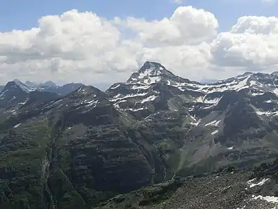 Fanellhorn, aufgenommen vom Zervreilahorn.