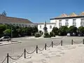 Am Bischofssitz (Paço Episcopal).
