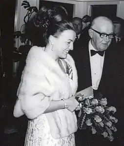 Prinzessin Margriet der Niederlande mit Nerzstola(1967)