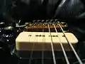 TP6-Saitenhalter mit Feinstimmern, Ansicht vom Hals Richtung Steg. (Modell: Gibson Little Lucille).