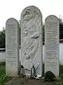 Denkmal am Soldatenfriedhof