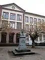 Ferdinand-Redtenbacher-Büste