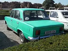 125p mit vertikalen Heckleuchten (bis 1975)