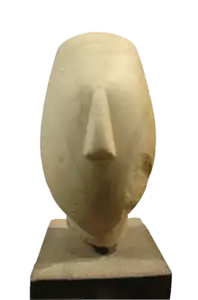 Kopf eines fast lebensgroßen Idols „Spedostyp“, 27 cm, Louvre Paris