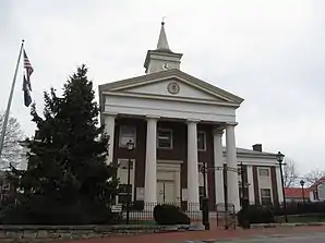 Das Botetourt County Courthouse in Fincastle, gelistet im NRHP als Teil der Nr. 69000224