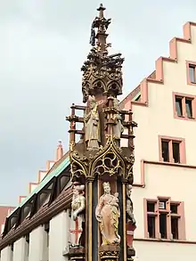 Fischbrunnen am heutigen Standort vor dem Kornhaus