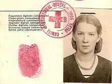 Flüchtlingsausweis des Roten Kreuzes von Ingeborg Sörensen, 20.04.1945