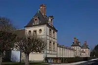 Teil des Schlosses Fleury-en-Bière