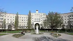Karl-Seitz-Hof in Floridsdorf (1926–1933)