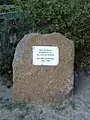 Gedenkstein in Boltenhagen, nahe dem Seesteg, für die DDR-Flüchtlinge über die Ostsee