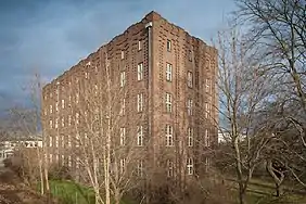 Von Hans Poelzig gestaltetes ehemaliges Firmengebäude in Hannover