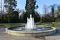 Der Springbrunnen vor dem Amalia-Denkmal