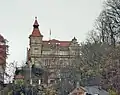Haus des Corps Franconia Tübingen, aufgenommen vom Ufer des Neckar
