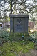 Grabstein der Familie Carl und Theodor Unverzagt, Frankfurt, Hauptfriedhof