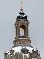 Gelber Stern in der Laterne der Dresdner Frauenkirche
