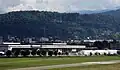 Messe Freiburg mit davorliegendem Flugplatz
