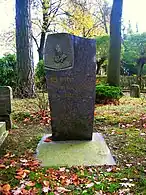 Gedenkstein für Opfer von Krieg und Gewaltherrschaft auf dem Friedhof in Lauchmmer-Ost