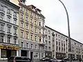 Straßenfront Westseite