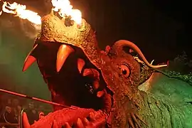 Gestochener Drache