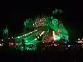 Eine Bühne bei Nacht, 2013