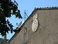 Ortskern: Haus-Giebel und -Dach