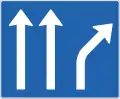 Rechte Spur zweigt ab