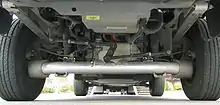 Wattgestänge an einer Hinterachse (Ford Ranger EV, 1998).