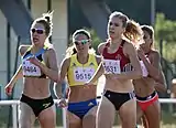 Lauren Johnson (Mitte)Rang acht in 4:10,01 min