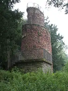 Der Gaisbergturm wurde 1876 auf rund 370 Meter Höhe errichtet