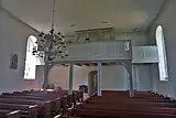 Blick zur Empore mit Orgel