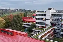 Gebäude G & F