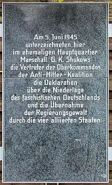 Gedenktafel an der Niebergallstraße